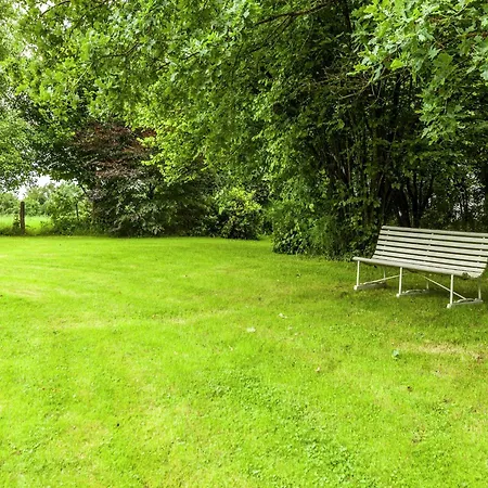 Gorgeous In Bohon With Garden Furniture And Bbq Apartamento