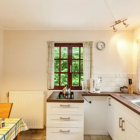 Apartamento Gorgeous In Bohon With Garden Furniture And Bbq
