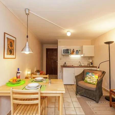 Apartamento Gorgeous In Bohon With Garden Furniture And Bbq *